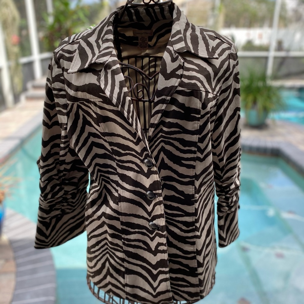 Transitions size 14 women’s animal print jacket